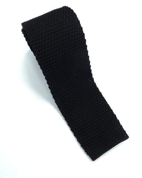 Pletená kravata čierna