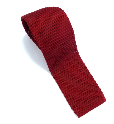 Pletená kravata červená